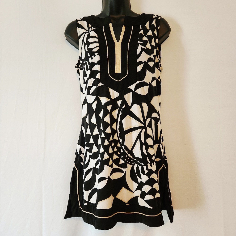 White House Black Market Mini Dress/Tunic Black White Tan Geometric A-line Shift